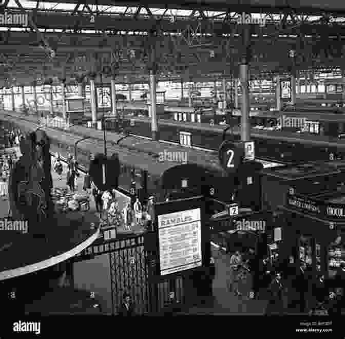 A Black And White Photograph Of A Crowded London Station In The 1950s London Local Trains In The 1950s And 1960s